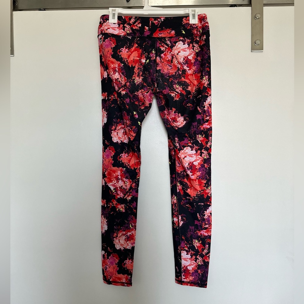 Fabletics floral leggings